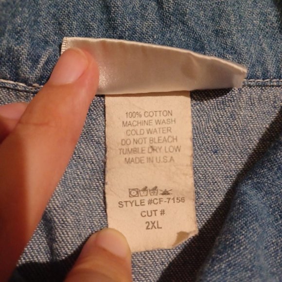 Vintage toile pattern button up blouse - Picture 4 of 5